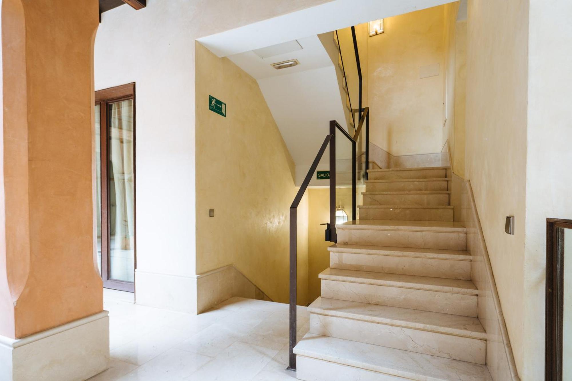 Apartamentos La Vistosona Séville Extérieur photo